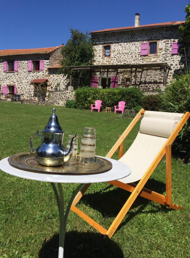 Domaine De Bauzit Bed and Breakfast Vals-pres-le-Puy Buitenkant foto